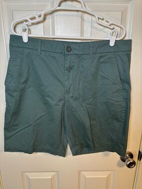 Marc Anthony bluish green men’s shorts-size 36”